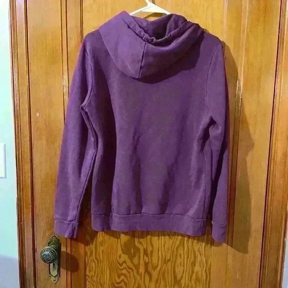 Adidas sweatshirt, size medium. - Picture 4 of 4